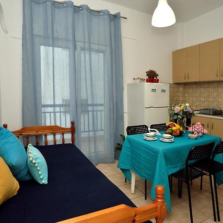 Maria Konstantinidis Apartments Nea Poteidaia Eksteriør billede